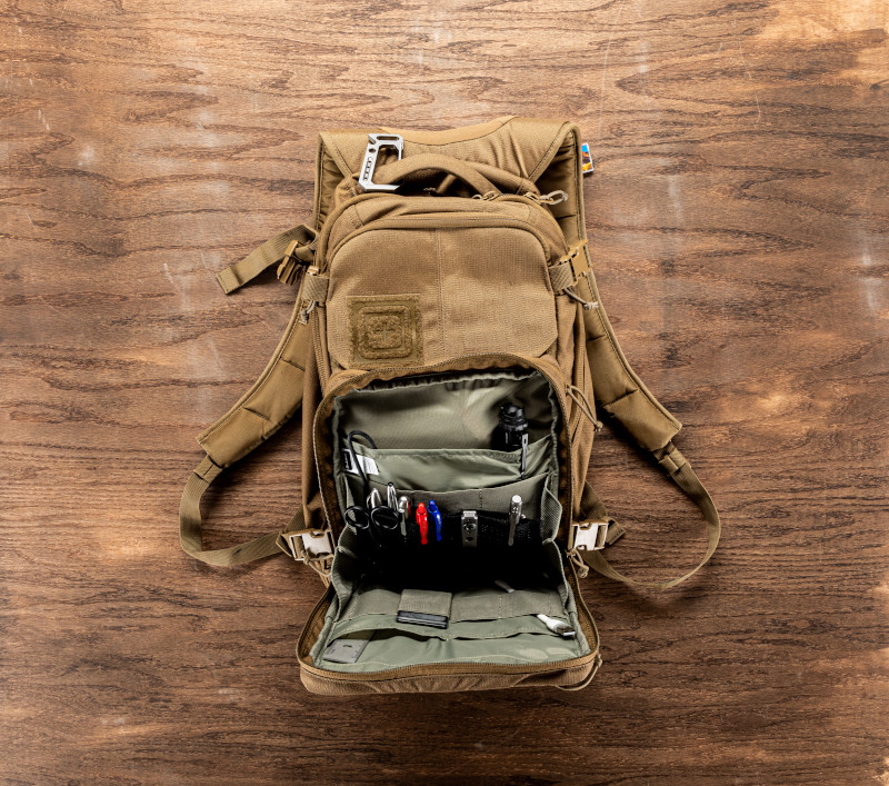 AMP 12 BACKPACK